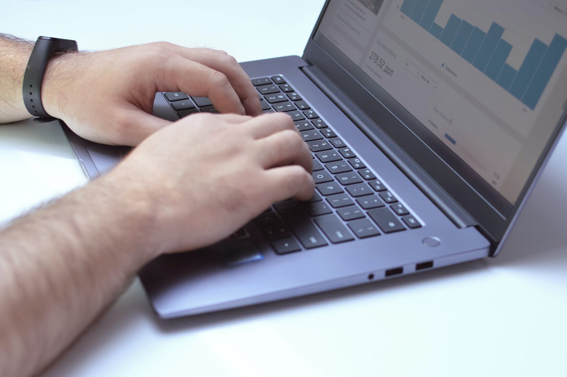 Pentingnya software bisnis bagi efisiensi perusahaan beserta jenis-jenisnya